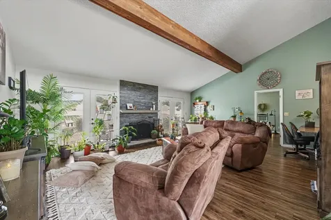 105 Surrey Lane Arthur IL 61911
