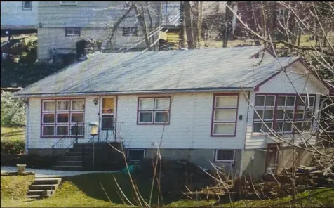 124 Chicago Road Oswego IL 60543