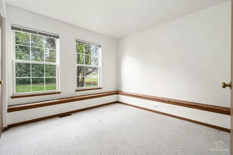 1115 Hunt Wyck Court Elgin IL 60120