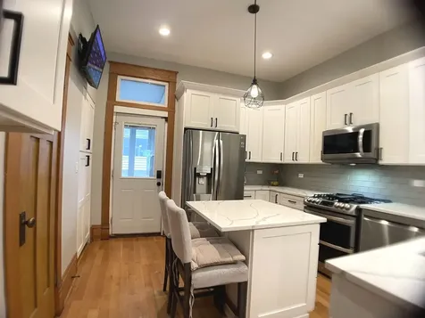 1111 North Sacramento Boulevard Chicago IL 60622