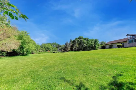26955 North Countryside Lake Drive Mundelein IL 60060
