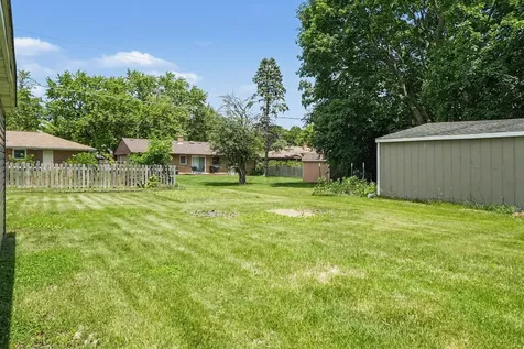 214 Pearl Street Cary IL 60013