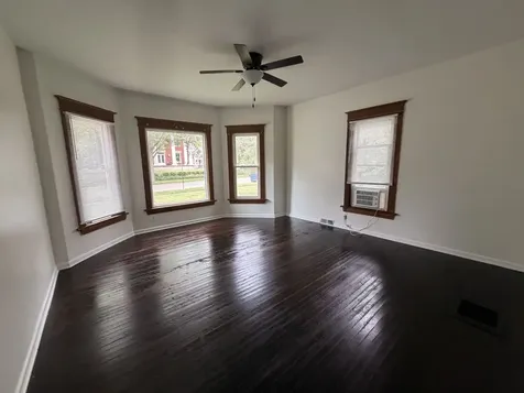 416 College Avenue Dekalb IL 60115