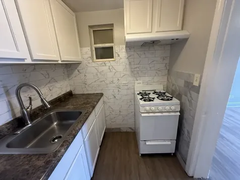 5221 West Belmont Avenue Chicago IL 60641
