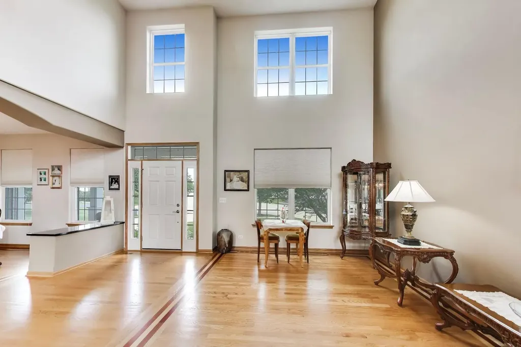 7 Fairhaven Court Lake In The Hills IL 60156