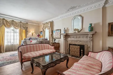 54 Kenilworth Avenue Kenilworth IL 60043