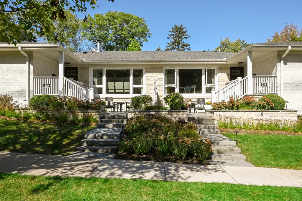 530 Anthony Street Glen Ellyn IL 60137
