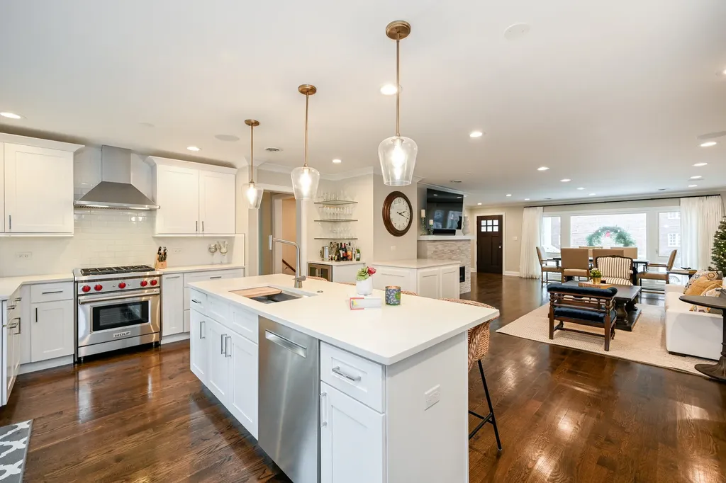 530 Anthony Street Glen Ellyn IL 60137