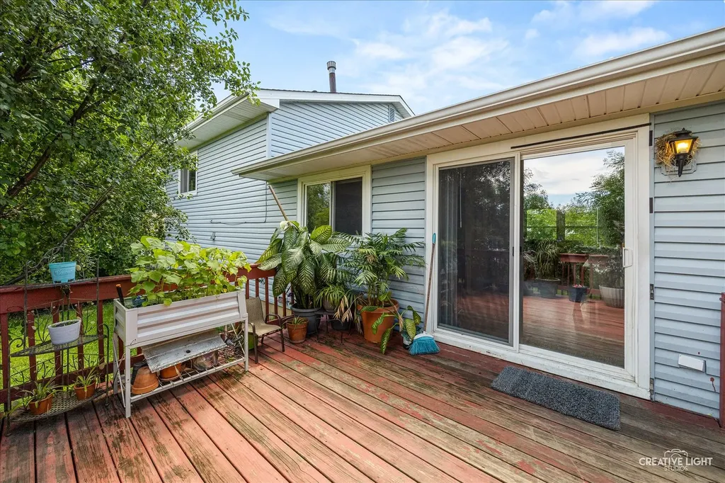 32 West Schubert Avenue Glendale Heights IL 60139