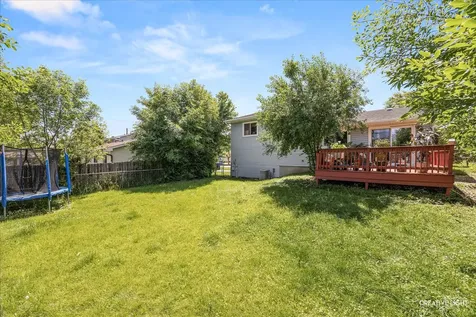 32 West Schubert Avenue Glendale Heights IL 60139