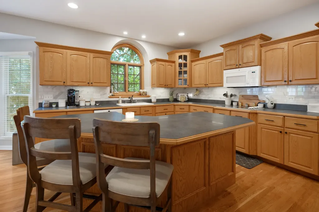 2644 Freeland Circle Naperville IL 60564