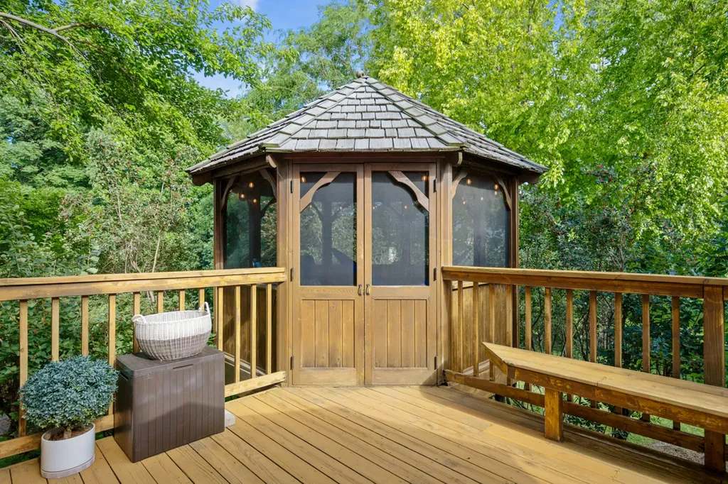 2644 Freeland Circle Naperville IL 60564