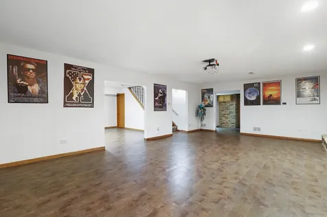 2200 East Gaisor Court Crete IL 60417