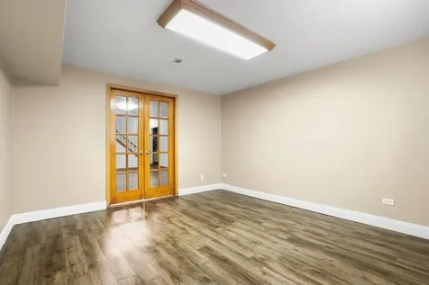 2200 East Gaisor Court Crete IL 60417