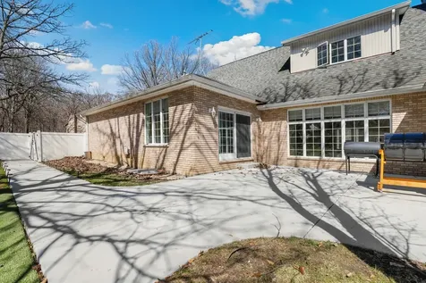 2200 East Gaisor Court Crete IL 60417