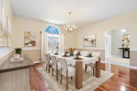 2200 East Gaisor Court Crete IL 60417