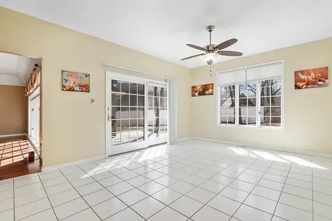2200 East Gaisor Court Crete IL 60417