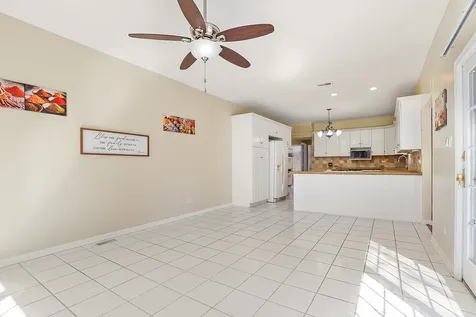 2200 East Gaisor Court Crete IL 60417