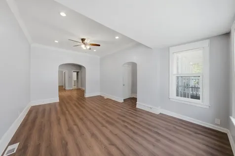 5918 South Carpenter Street Chicago IL 60621