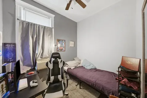 5918 South Carpenter Street Chicago IL 60621