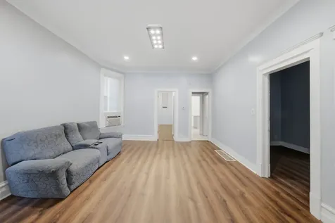 5918 South Carpenter Street Chicago IL 60621