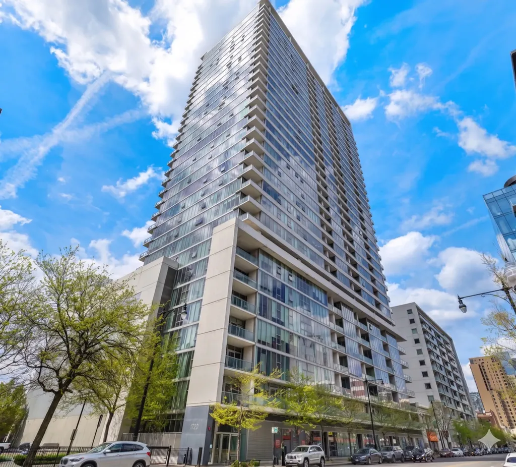 1720 South Michigan Avenue Chicago IL 60616