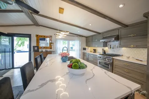 242A Meadowlark Lane Sandwich IL 60548
