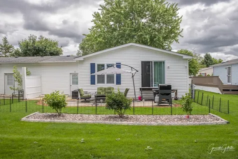 242A Meadowlark Lane Sandwich IL 60548