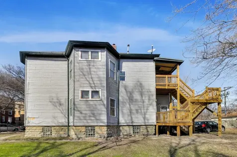 6853 South Perry Avenue Chicago IL 60621