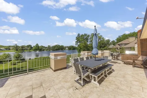 8170 Lake Ridge Drive Burr Ridge IL 60527