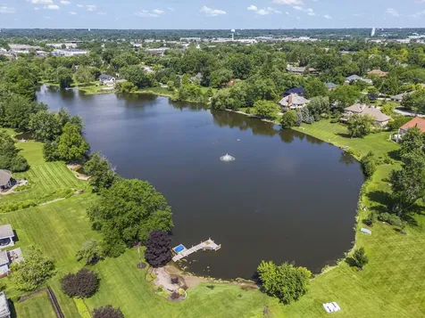 8170 Lake Ridge Drive Burr Ridge IL 60527