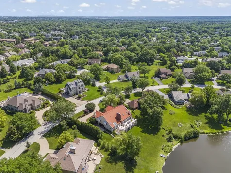 8170 Lake Ridge Drive Burr Ridge IL 60527