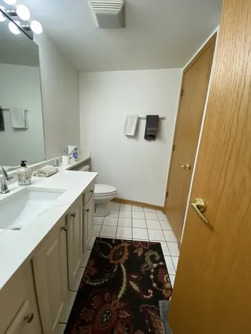 865 West Buckingham Place Chicago IL 60657