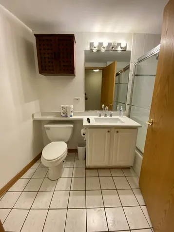 865 West Buckingham Place Chicago IL 60657