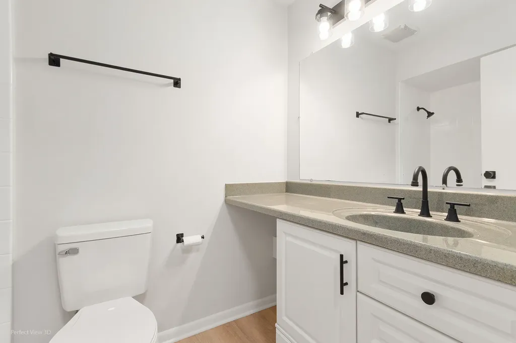 3008 Roberts Drive Woodridge IL 60517