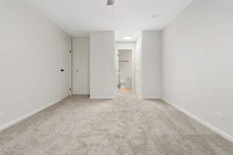 3008 Roberts Drive Woodridge IL 60517