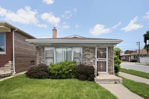 2558 East 93rd Street Chicago IL 60617