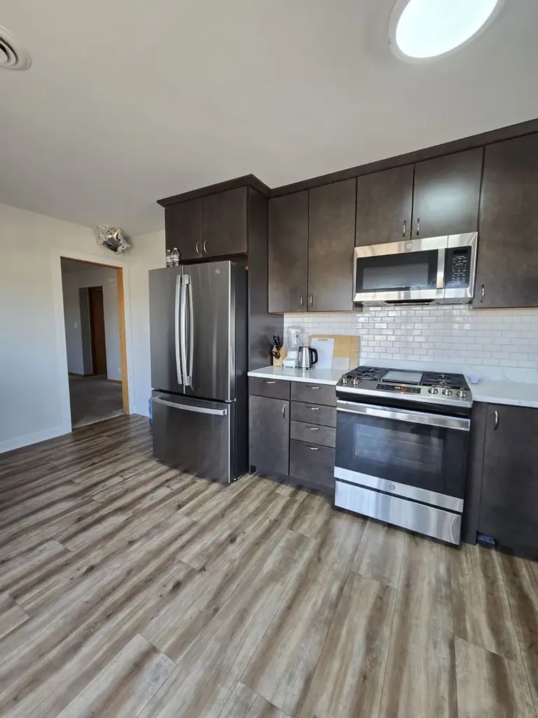831 West Heritage Drive Addison IL 60101