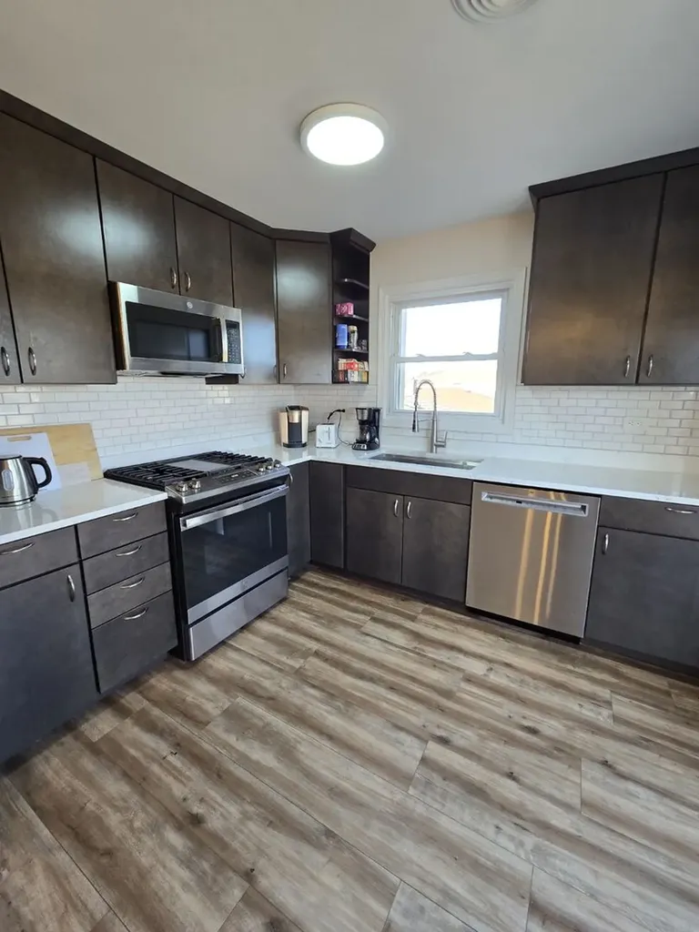 831 West Heritage Drive Addison IL 60101