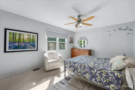 1021 Colony Drive Crystal Lake IL 60014
