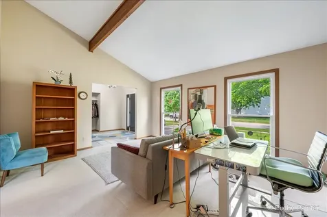 1021 Colony Drive Crystal Lake IL 60014
