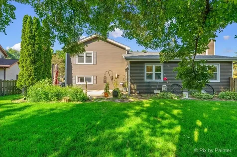 1021 Colony Drive Crystal Lake IL 60014
