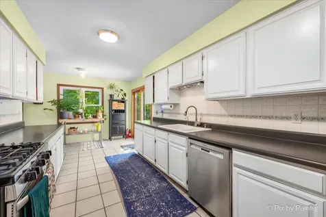 1021 Colony Drive Crystal Lake IL 60014