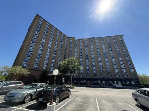 1 Renaissance Place Palatine IL 60067