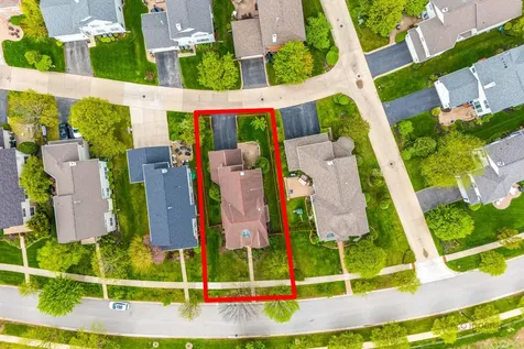 1590 Fielding Drive Glenview IL 60026