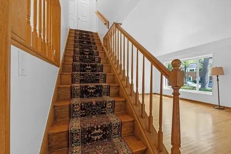 1534 Palmgren Drive Glenview IL 60025