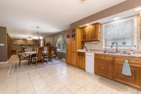 1604 Six Points Road Bloomington IL 61701