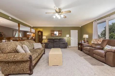 1604 Six Points Road Bloomington IL 61701