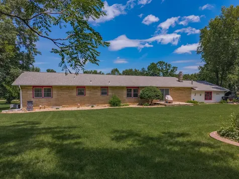 1604 Six Points Road Bloomington IL 61701