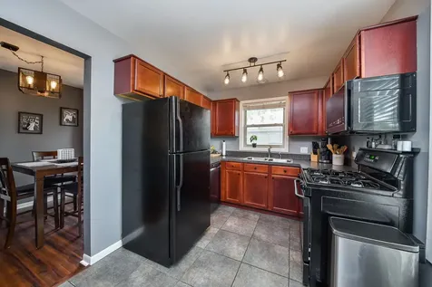 1348 Mc Dowell Road Naperville IL 60563
